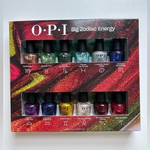 OPI 12 mini polishes - zodiac themed